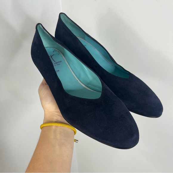 Thierry Rabotin Shoes - Thierry Rabotin Size 39 Rose Blue Suede Italiian Rounded Toe Heels